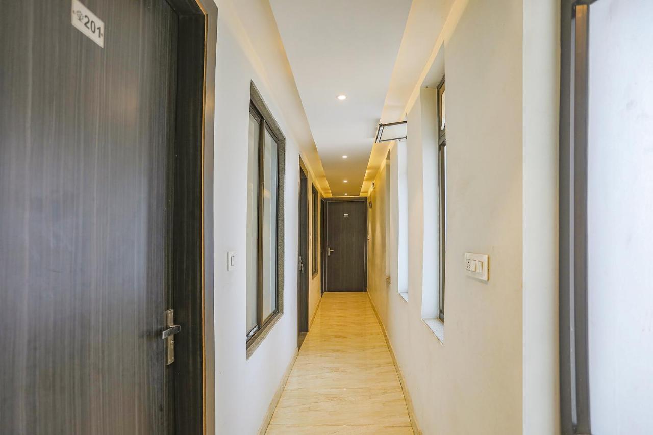 Fabexpress Shri Ram Kashi Hotel อัลลอฮาบาด ภายนอก รูปภาพ